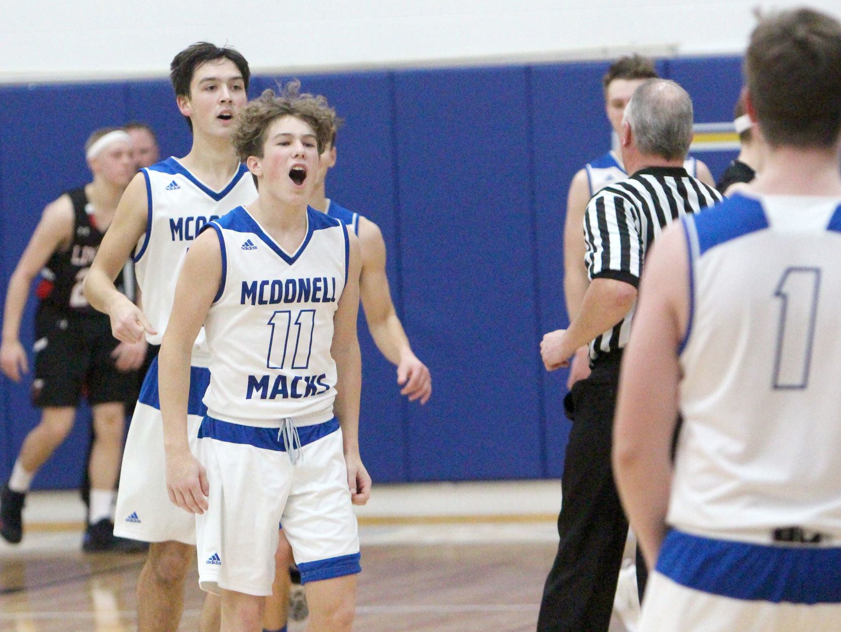 Alma Center Lincoln at McDonell boys basketball 1-18-20